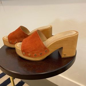 Veronica Beard Hannalee clog slides! Amazing color!